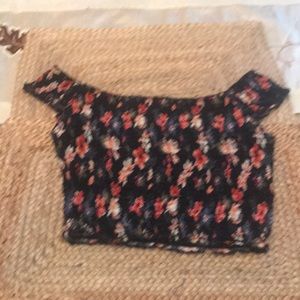 Hollister cold shoulder stretch